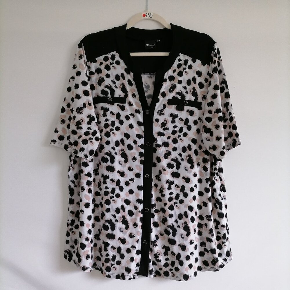Elie McCarthy Womens White & Black Classy Animal Print Button Up Shirt Size 2X